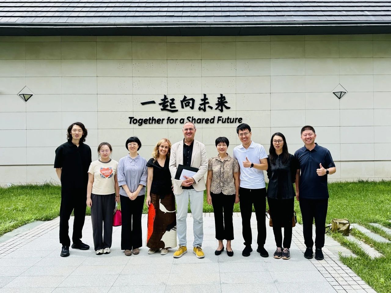 前沿碰撞！中西建筑学术交流活动走进北京石景山区.jpg